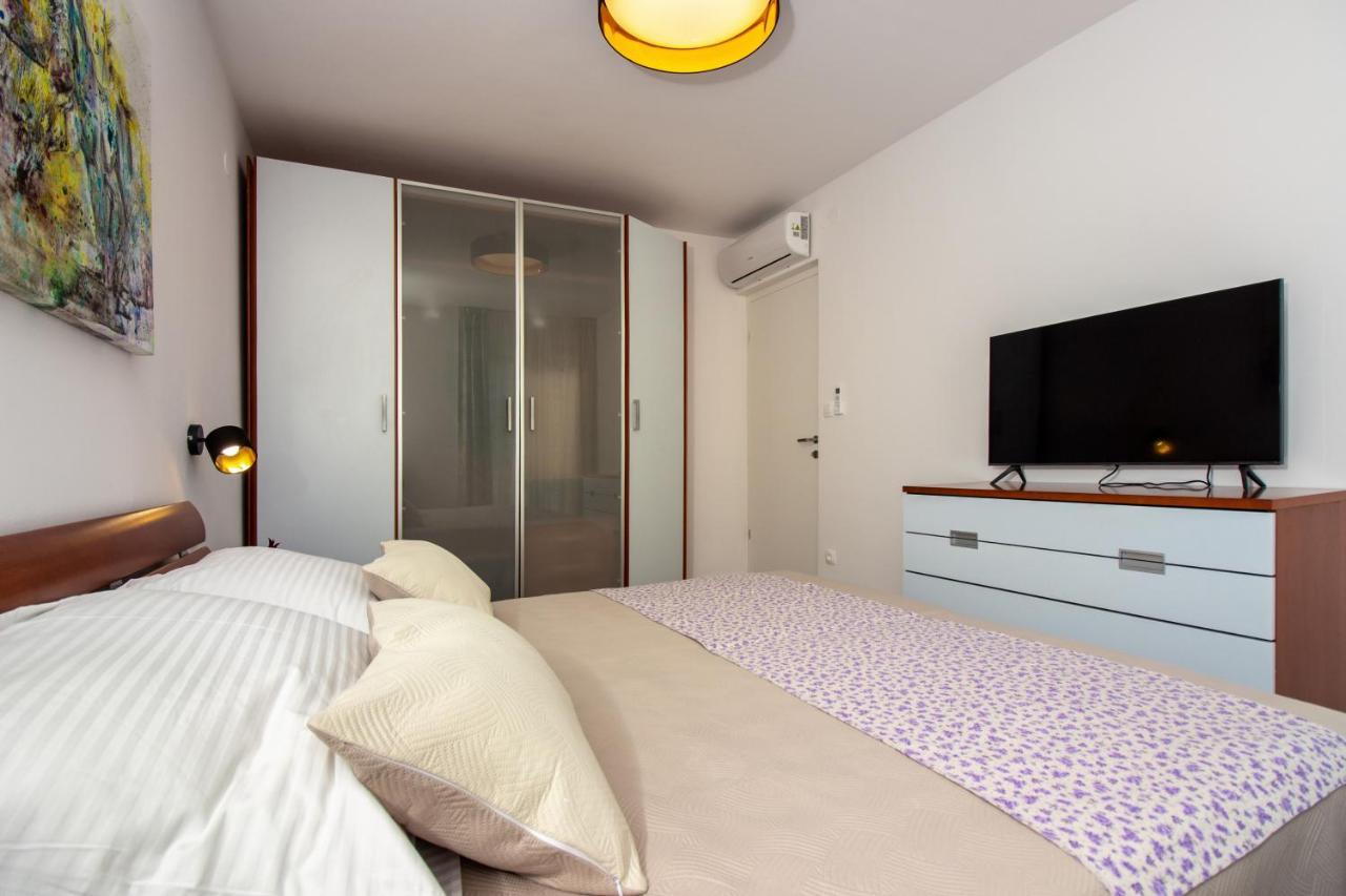 Apartmán Bura2 , With Private Parking In The Garage Split Exteriér fotografie