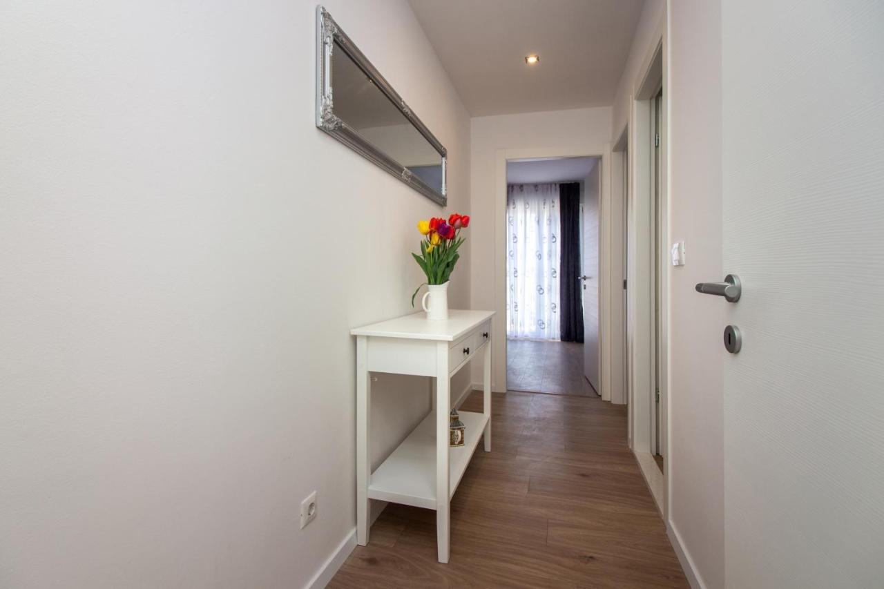 Apartmán Bura2 , With Private Parking In The Garage Split Exteriér fotografie
